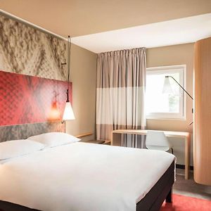 Ibis Swansea